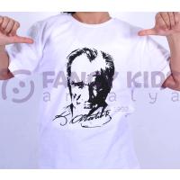 4-12 Yaş Kız Çocuk Atatürk Baskılı T-Shirt